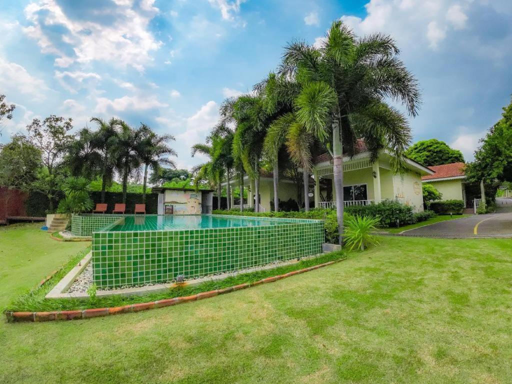 Ruen Maihom Riverside Cottage Kanchanaburi Exterior foto