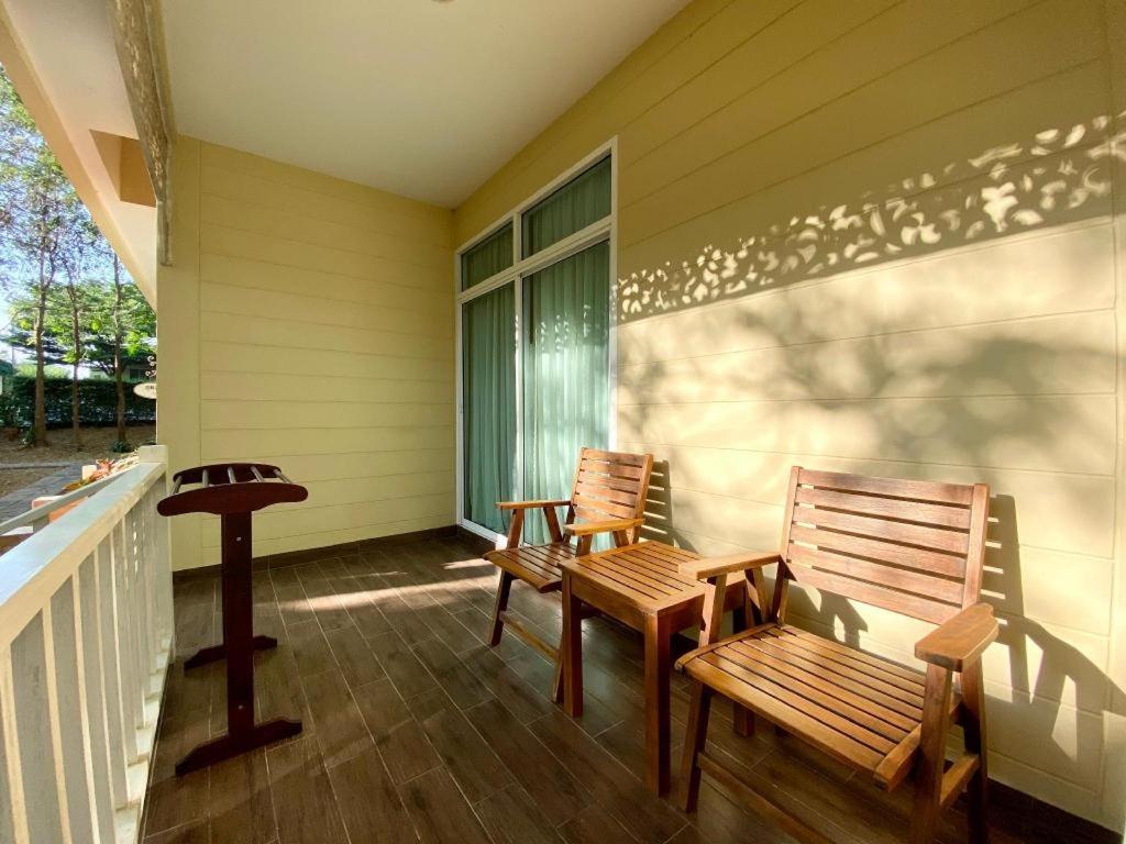Ruen Maihom Riverside Cottage Kanchanaburi Exterior foto