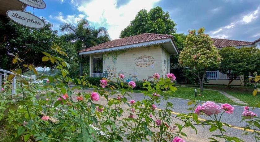 Ruen Maihom Riverside Cottage Kanchanaburi Exterior foto